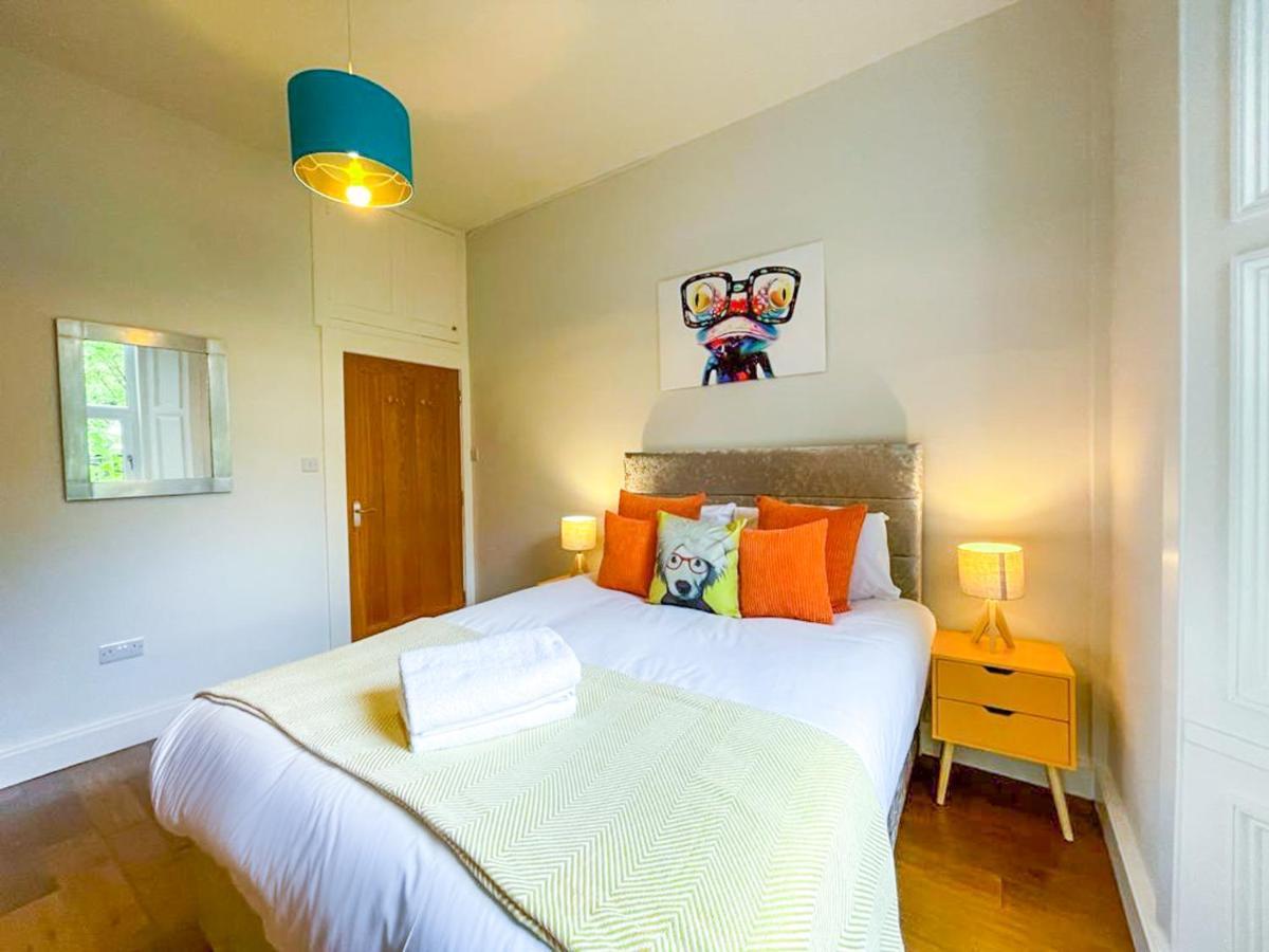 Desirable 2 Bed Apt Near Edinburgh Castle المظهر الخارجي الصورة